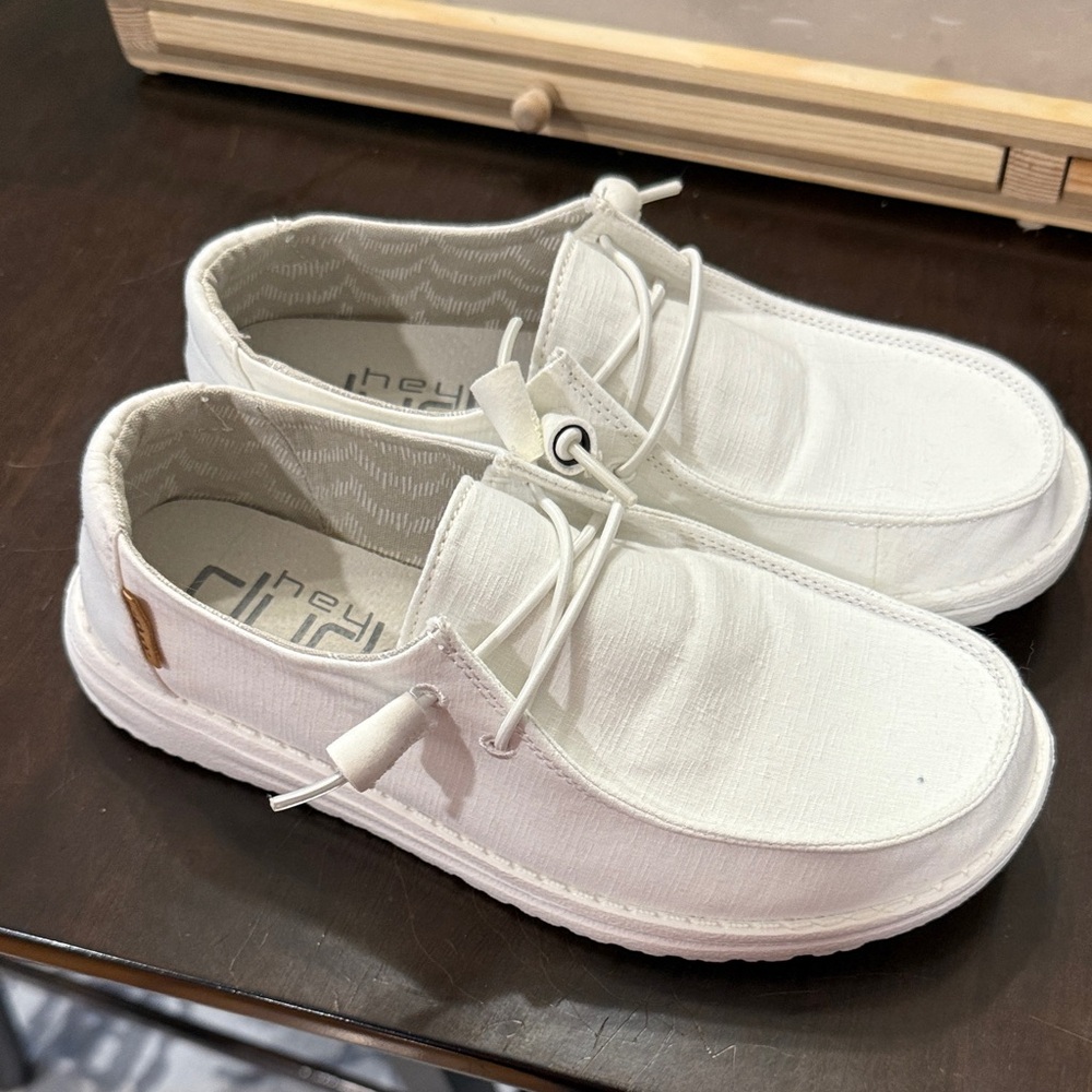 Hey Dude Women's White Casual Shoes